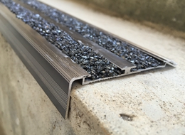 派勒固賽-樓梯防滑墊A85