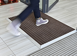 安泰斯-環(huán)扣鋁合金地墊